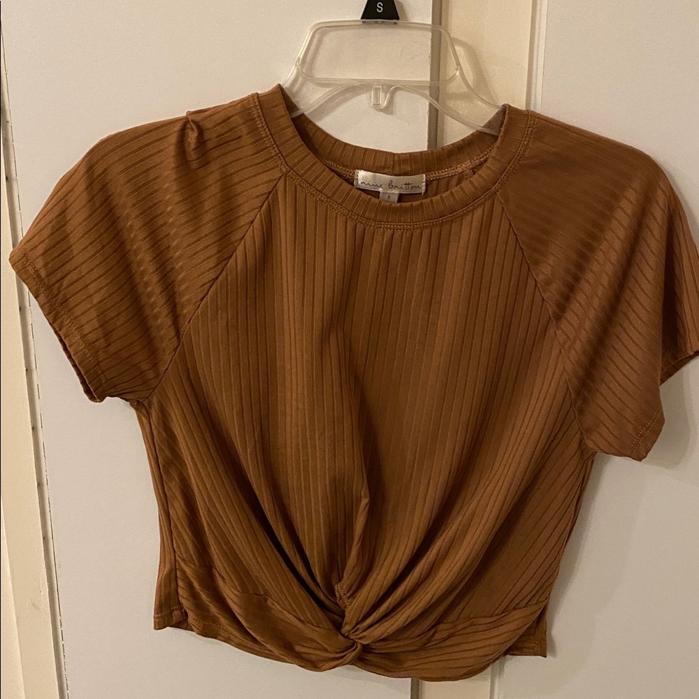 Light brown/tan Nine Britton crop top
